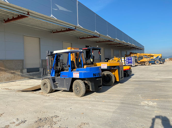 Dịch vụ cho thuê xe nâng tại khu công nghiệp Việt Hưng - Quảng Ninh